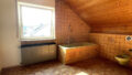 DG: Tageslicht-Badezimmer
