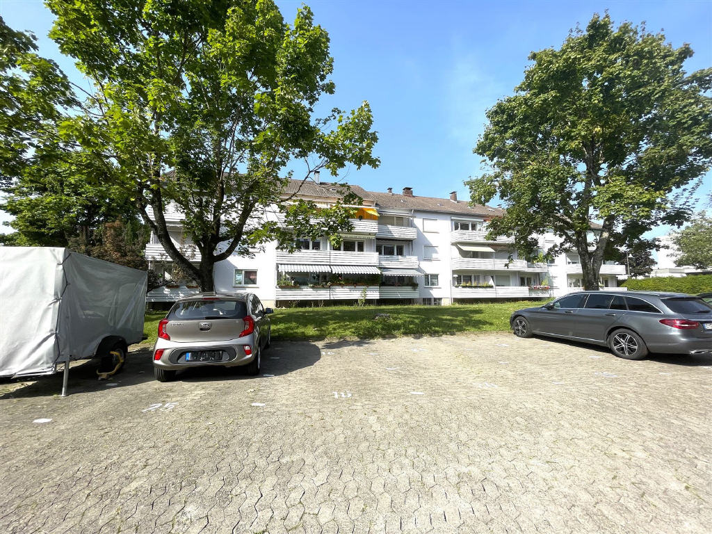 1 Kfz-Stellplatz im Freien