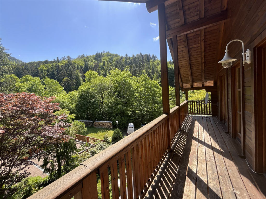 DG: Tageslicht-Badezimmer