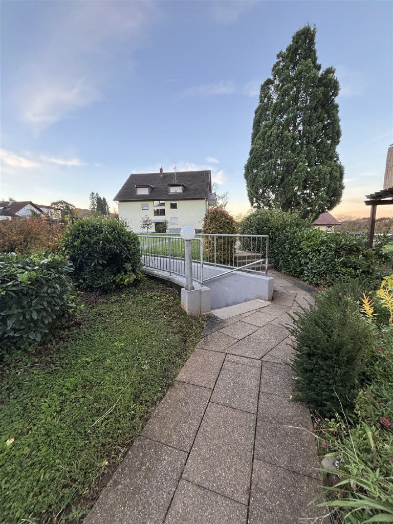 Fußweg zur Tiefgarage