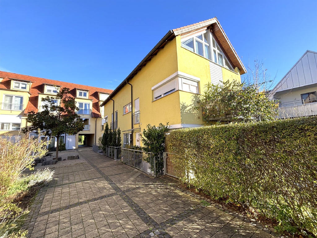 Sicht auf die 3 "Reihenhäuser"