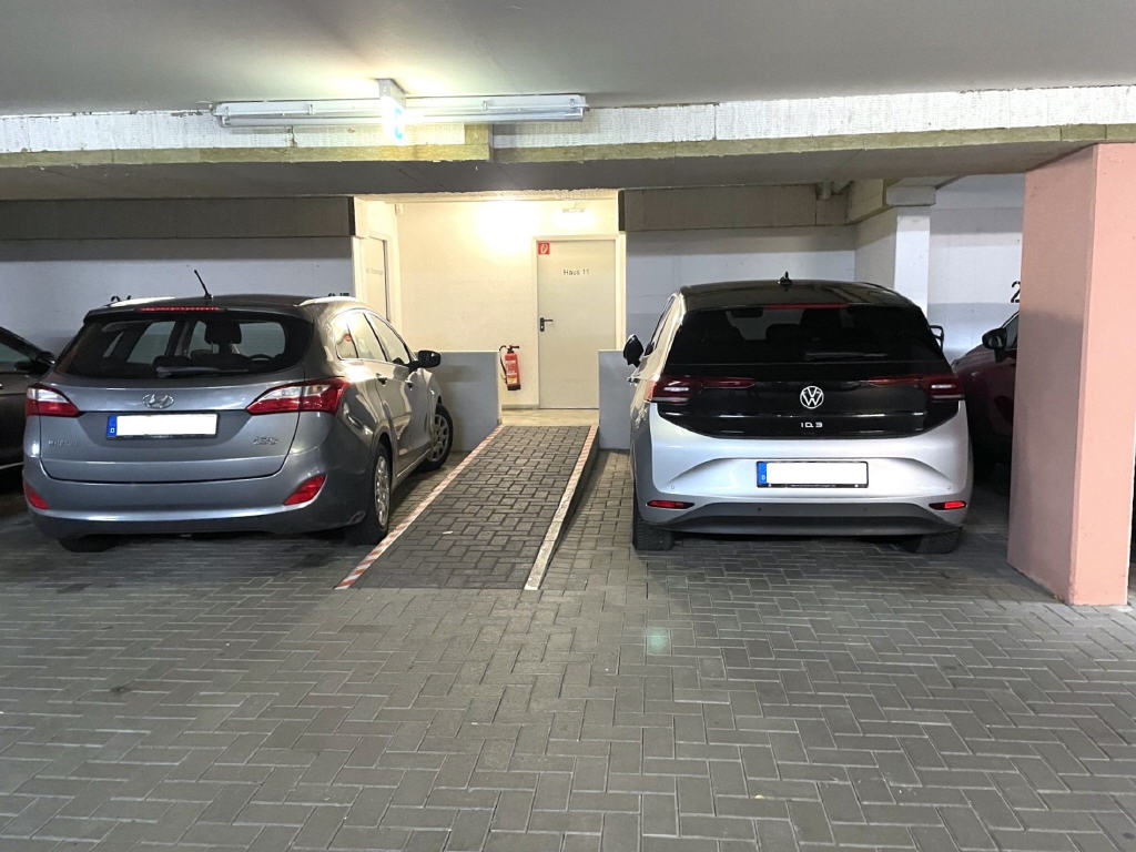 Tiefgaragen-Stellplatz