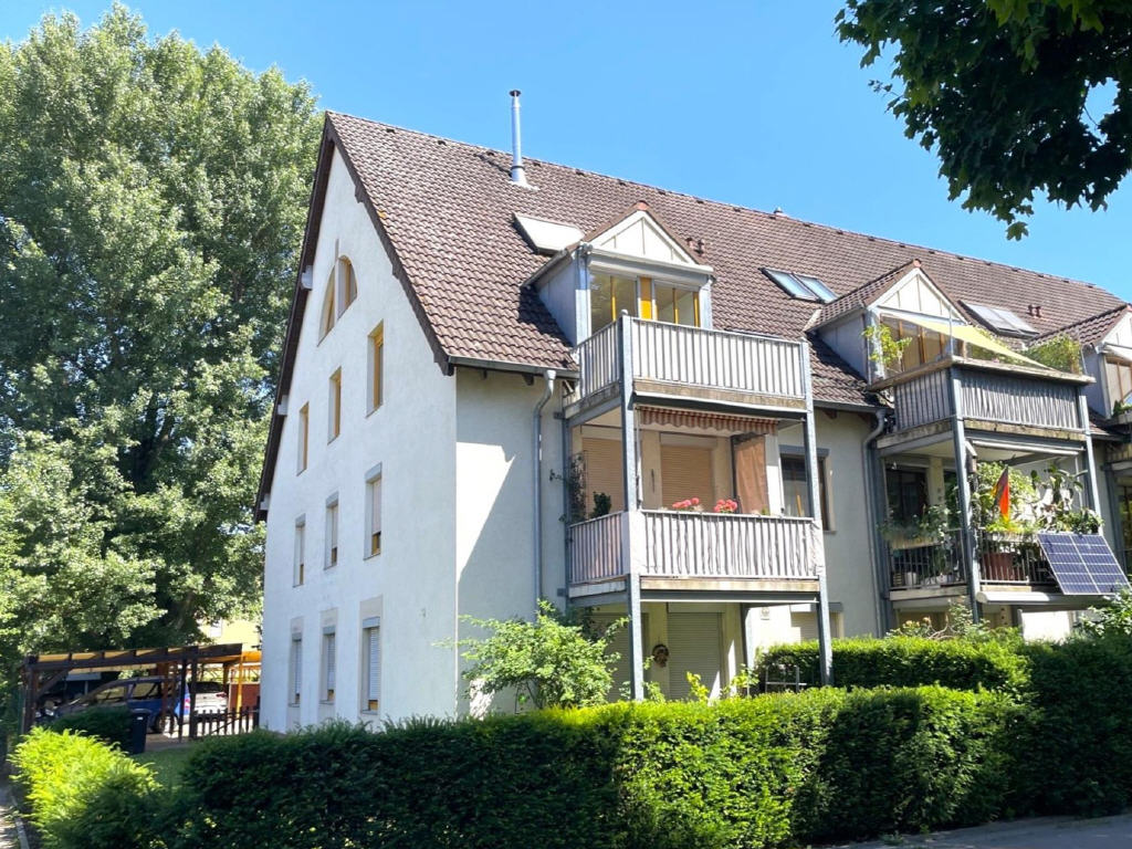 Schlaf-/Arbeitszimmer, dass in 2 separat zugänglic