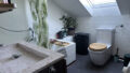 Südseite: Tageslicht-Badezimmer