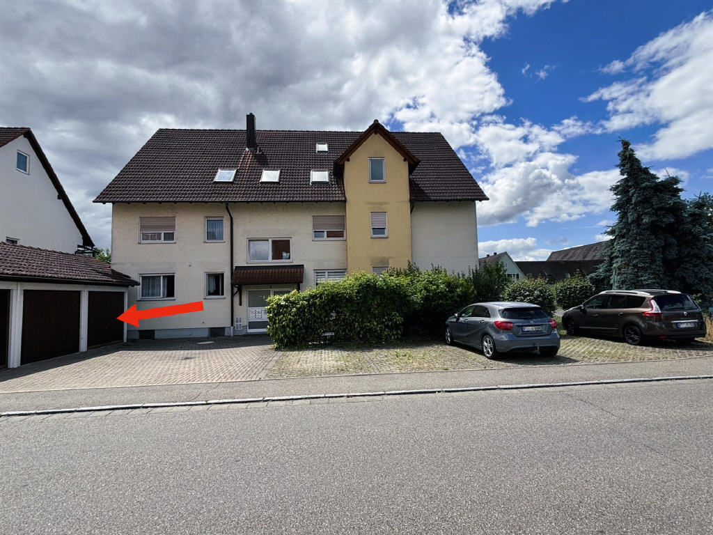 Hauseingang / Garage