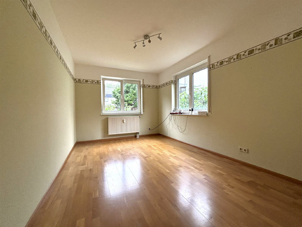 Schlaf-/Arbeitszimmer 2