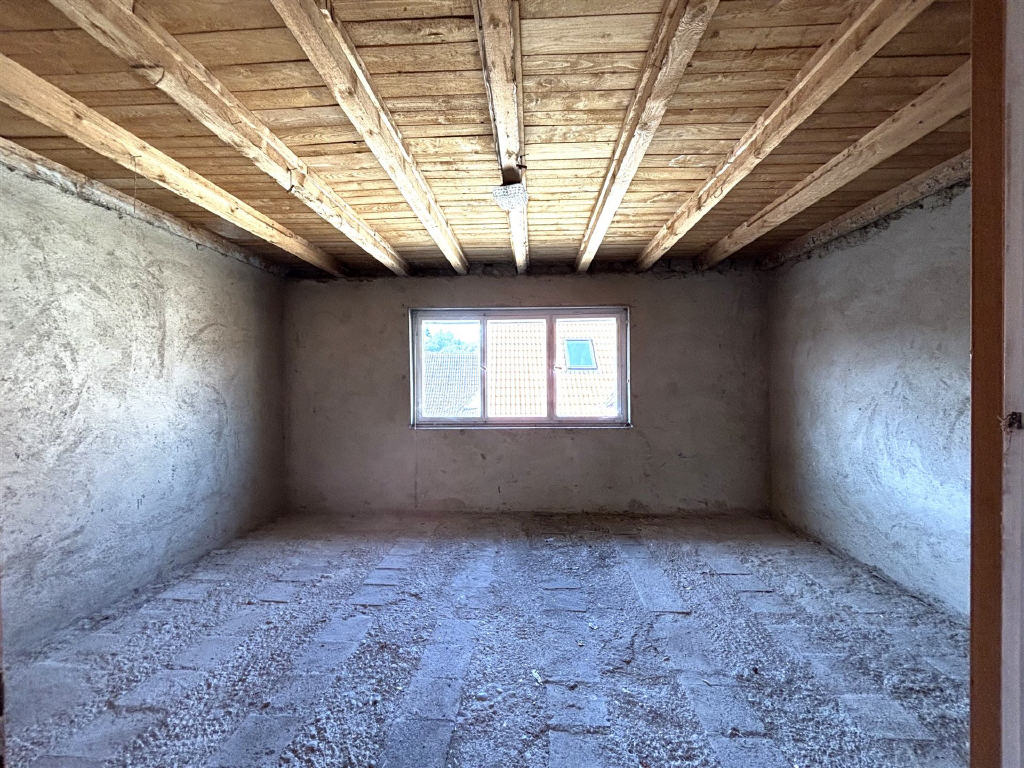2. OG: Zimmer im Rohbau-Zustand