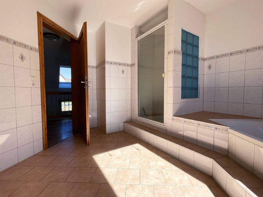 Tageslicht-Badezimmer